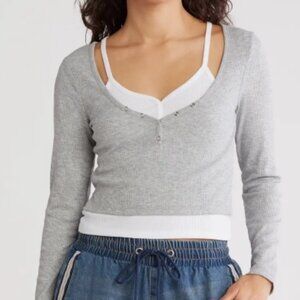 Madden girl v neck top. New with tags, size M.